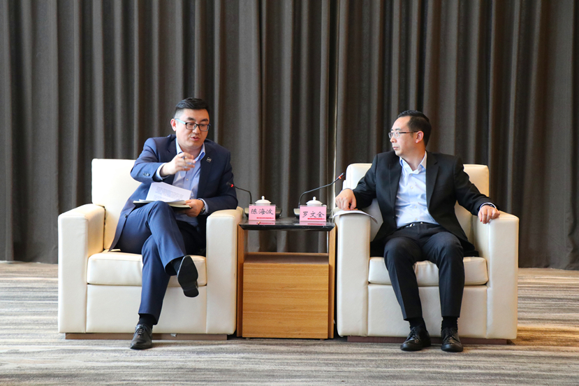 厲害了！人工智能獨角獸深蘭科技與德陽建投簽約啦！羅市長現(xiàn)場見證哦！